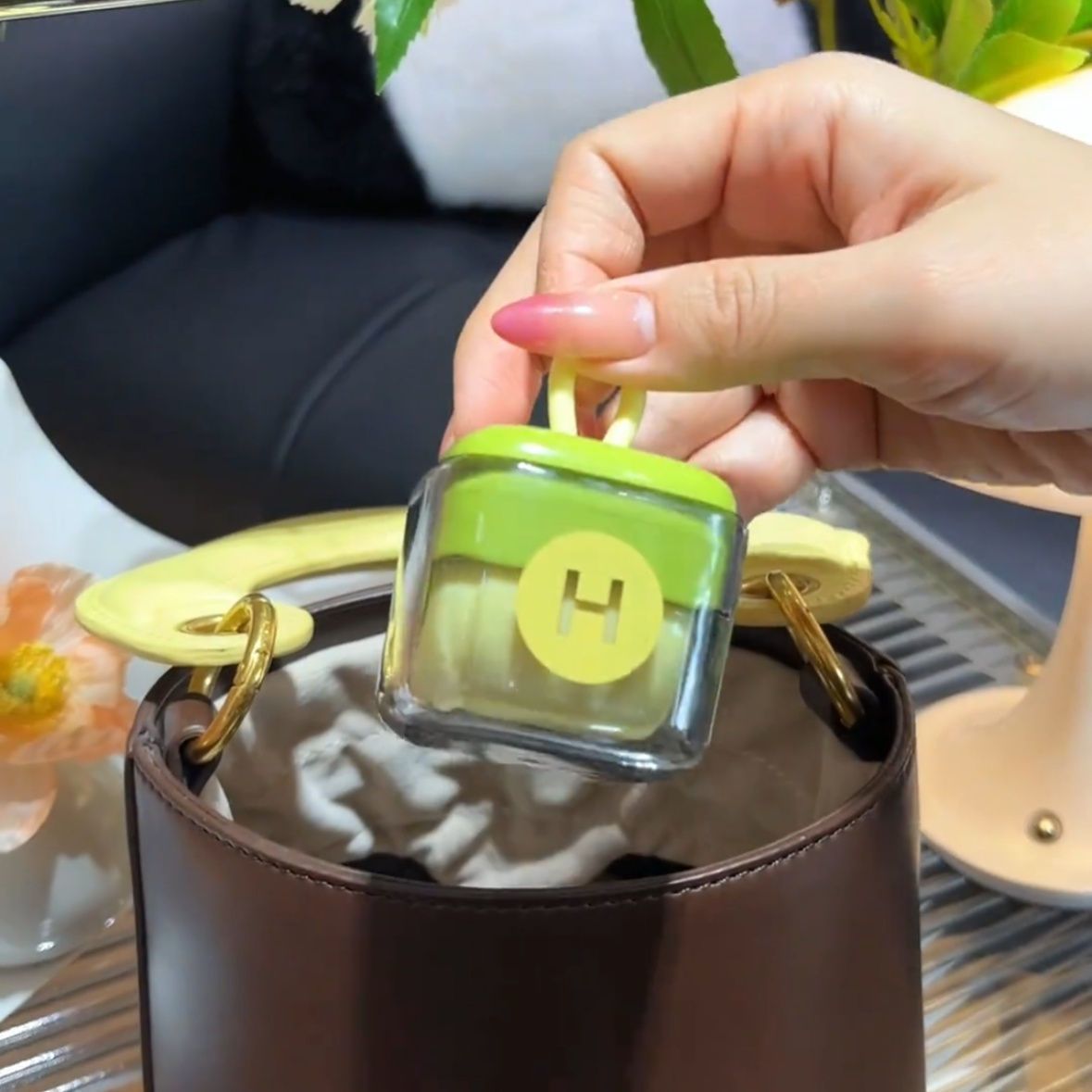 Adhesive Cleaning Roller | STORE MAGIC